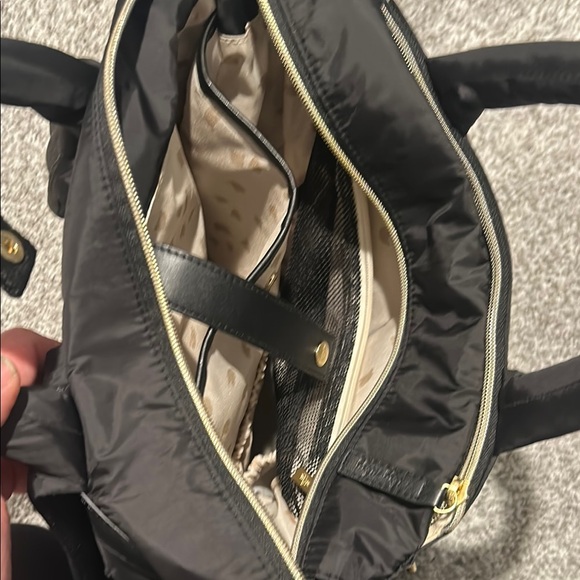 Itzy Ritzy Black Diaper Bag - Picture 4 of 7